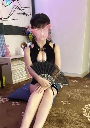 新人：しおりちゃん