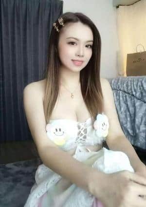 AROMA QUEEN（アロマクイーン）