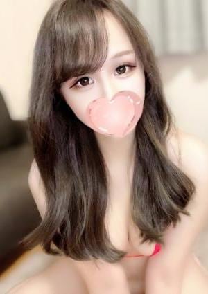 えま【メロメロ18歳♡素人系美少女】