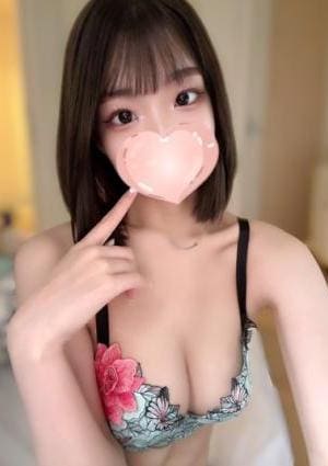 みおん【最高のキレカワ系♡攻めの距離感】