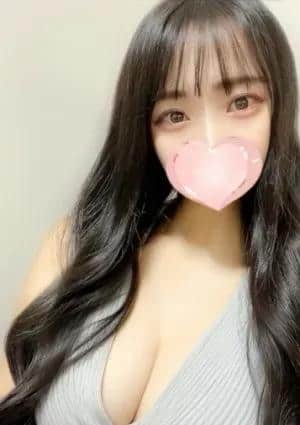 ちさと【綺麗すぎるセラピ♡濃密施術】