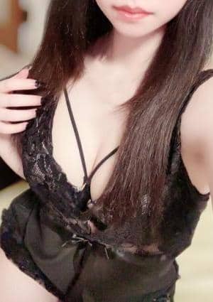 しおん【アイドル級の可愛さ♡激カワフェイス】