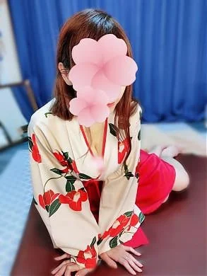 二瓶 真衣（にへい まい）