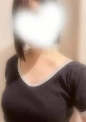 宮条(くじょう)れな